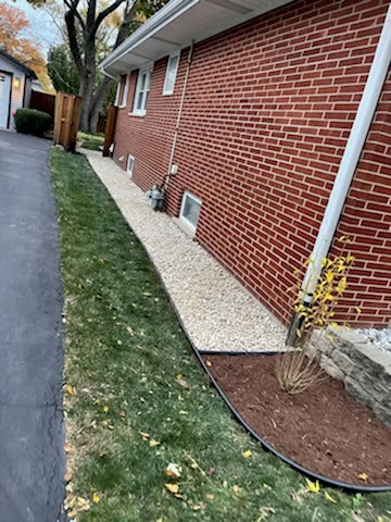 gravel villa park side after
